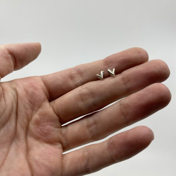 Boucles d'oreilles Mini Cœurs Solides